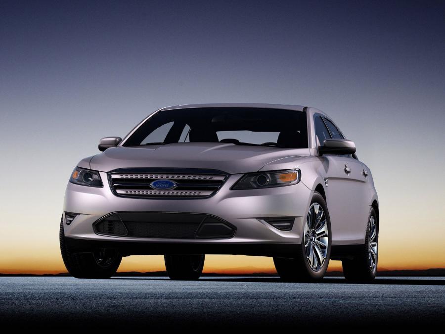  Ford Taurus Limited 2010 года  (фото 32 из 43)